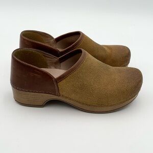 Dansko Brown Suede Professional Clogs | Comfort Work Shoes size 36
